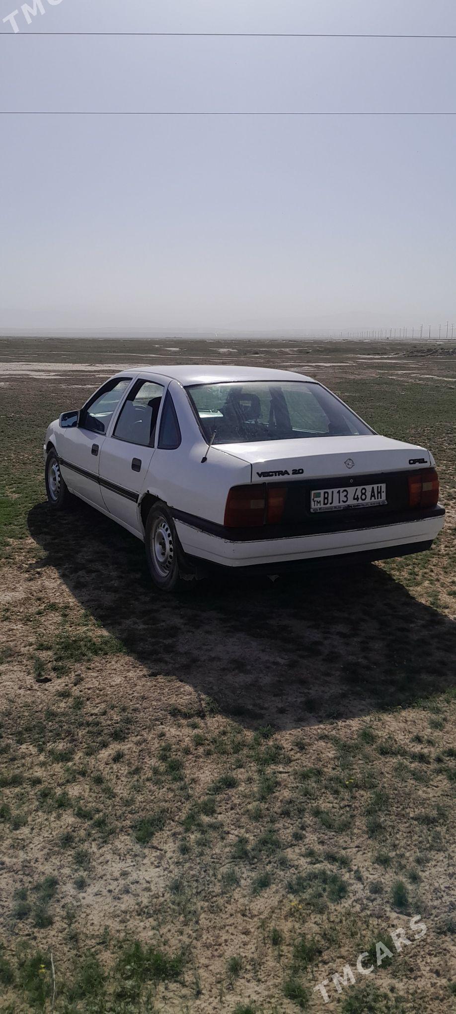 Opel Vectra 1991 - 33 000 TMT - Кака - img 1