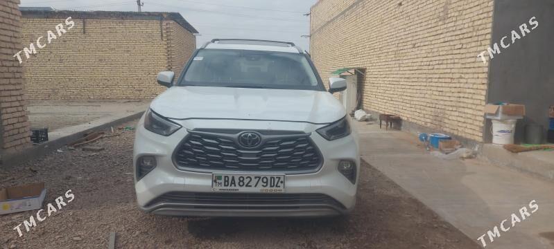 Toyota Highlander 2024 - 600 000 TMT - Гурбансолтан Едже - img 1