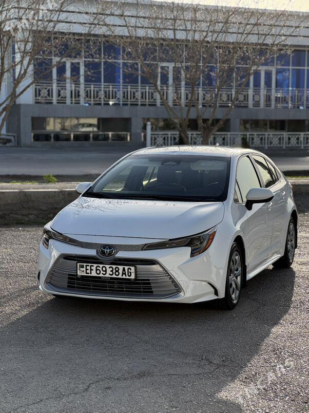 Toyota Corolla 2023 - 270 000 TMT - Бузмеин - img 1