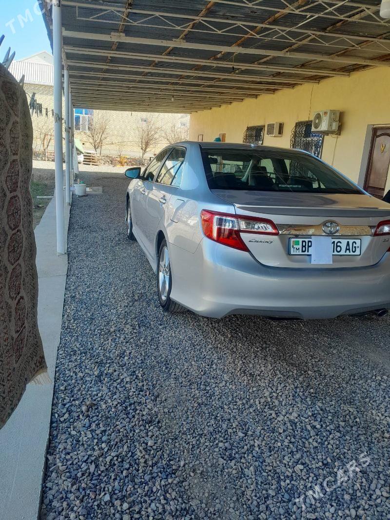 Toyota Camry 2014 - 280 000 TMT - Büzmeýin - img 1