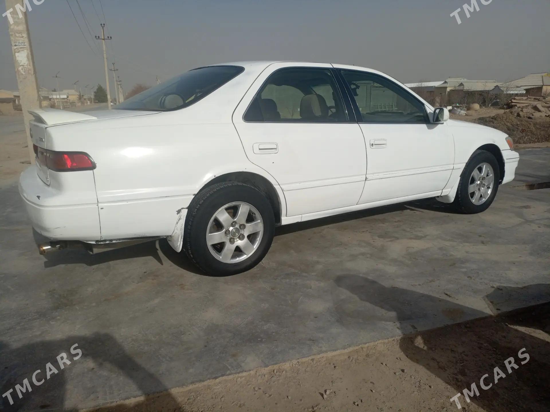Toyota Camry 1998 - 150 000 TMT - Baýramaly - img 1