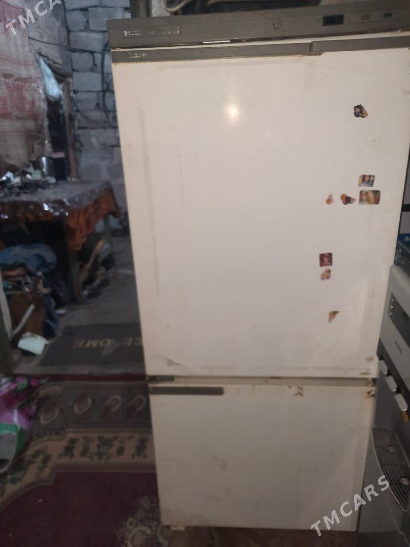 холодильник Holodilnik - Büzmeýin GRES - img 1