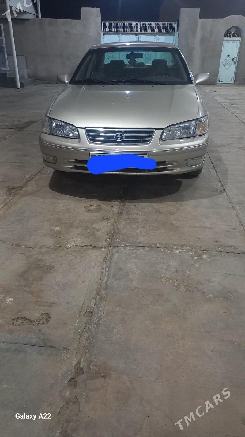 Toyota Camry 2001 - 215 000 TMT - Мары - img 1