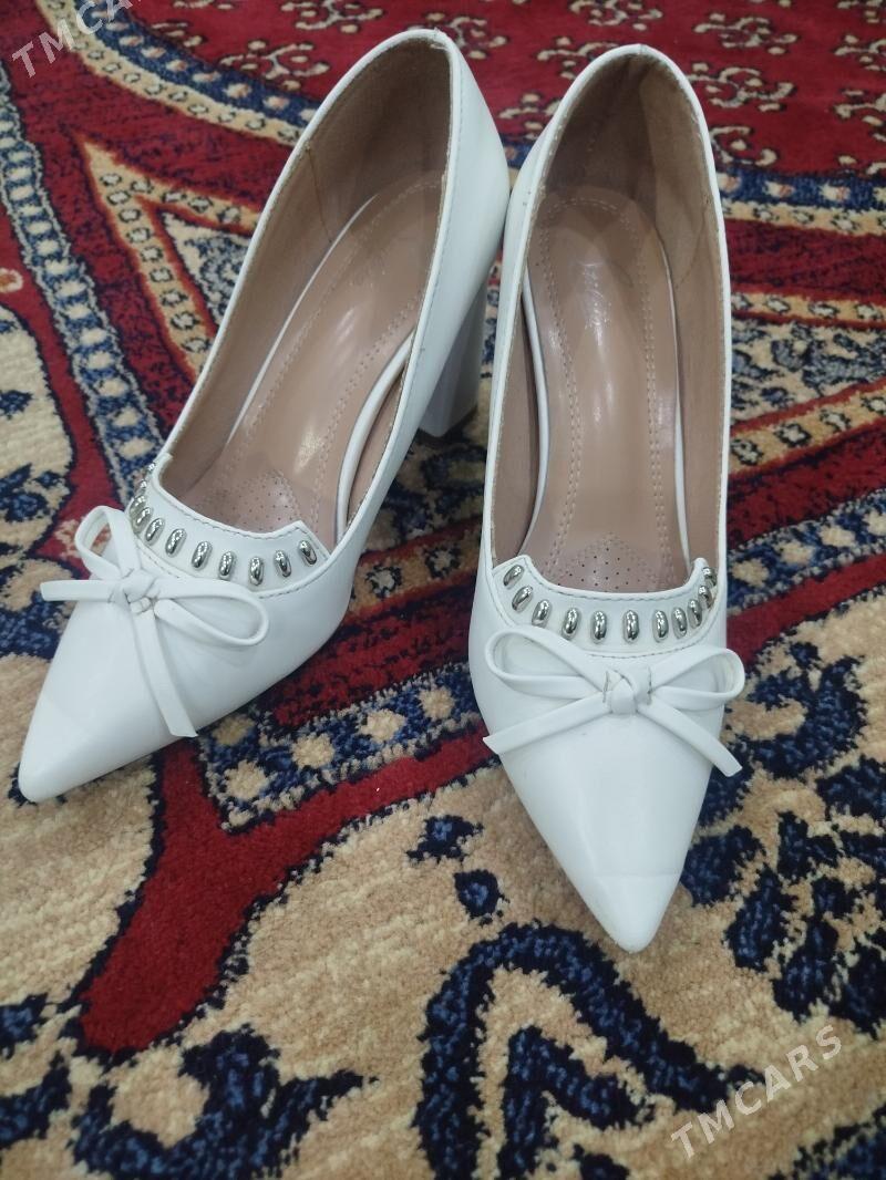 Zenan kowűş. - Mary - img 1