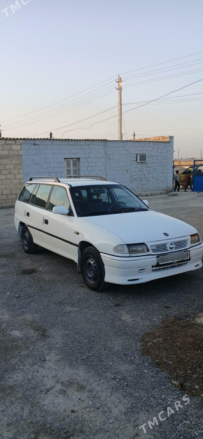 Opel Astra 1995 - 50 000 TMT - Бахарден - img 1