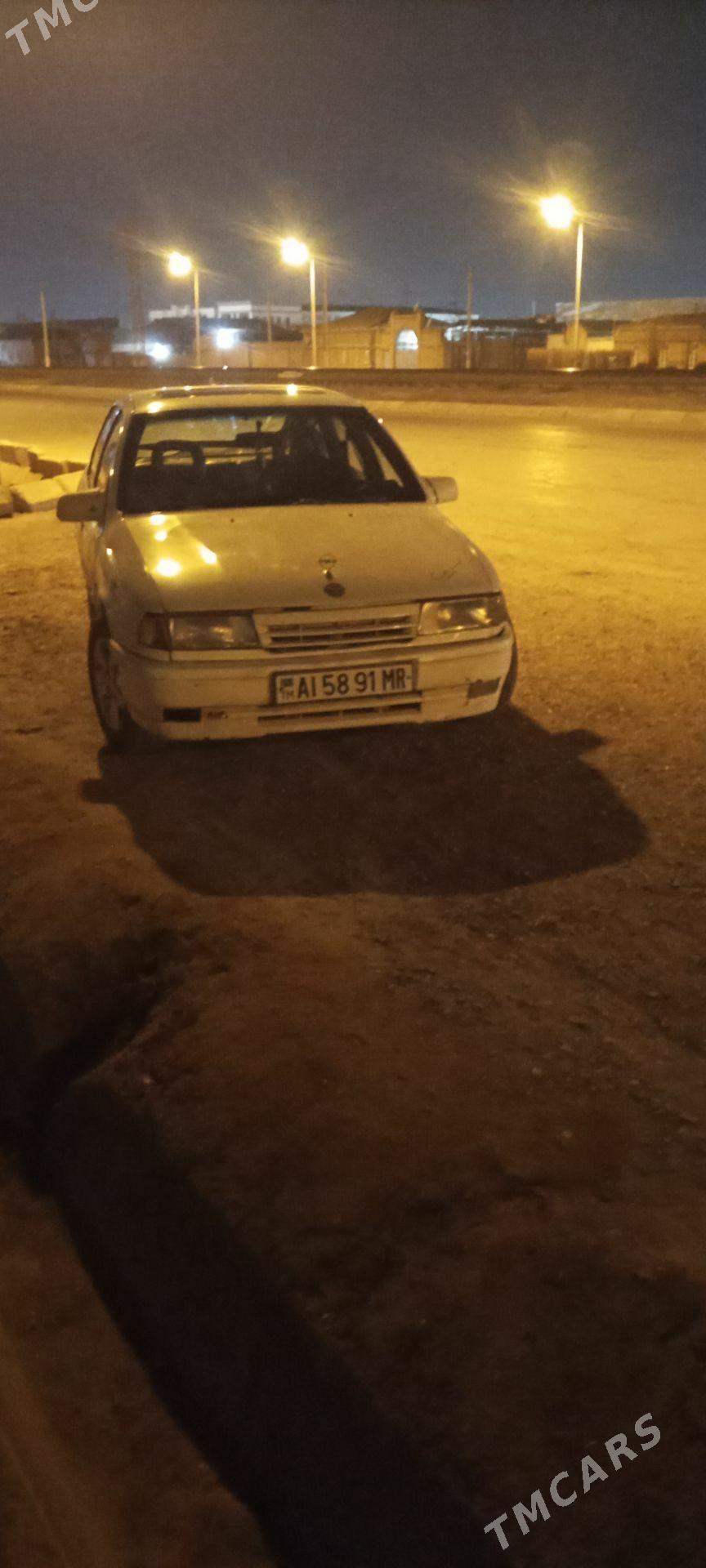 Opel Vectra 1992 - 23 000 TMT - Мары - img 1