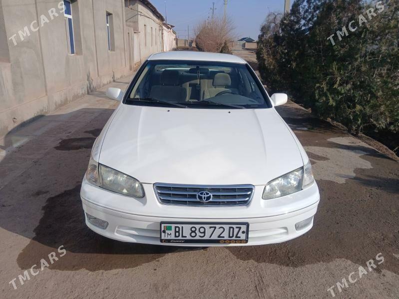Toyota Camry 2001 - 165 000 TMT - Акдепе - img 1