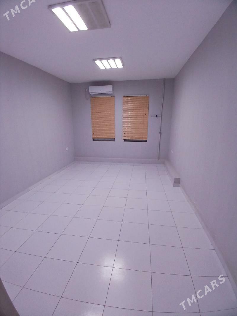 Satlyk podwal 3 kom - Мир 7 - img 1