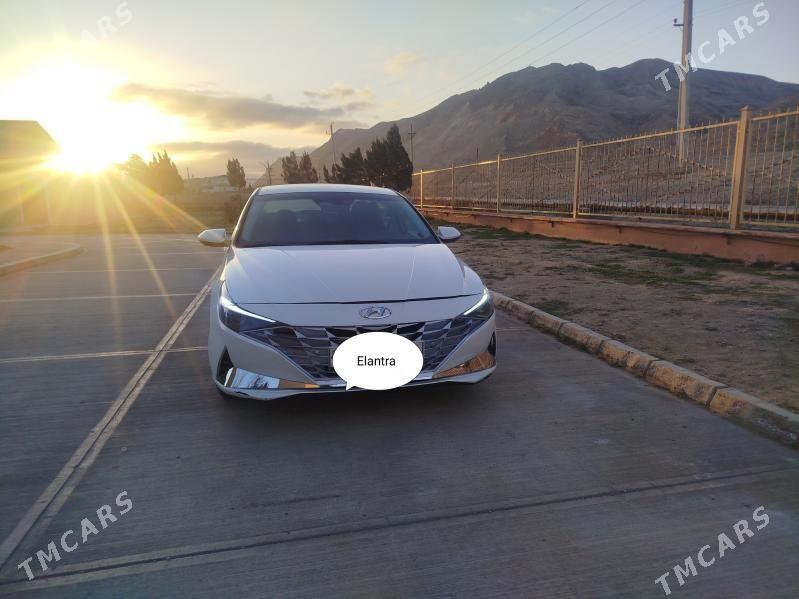 Hyundai Elantra 2021 - 228 000 TMT - Туркменбаши - img 1