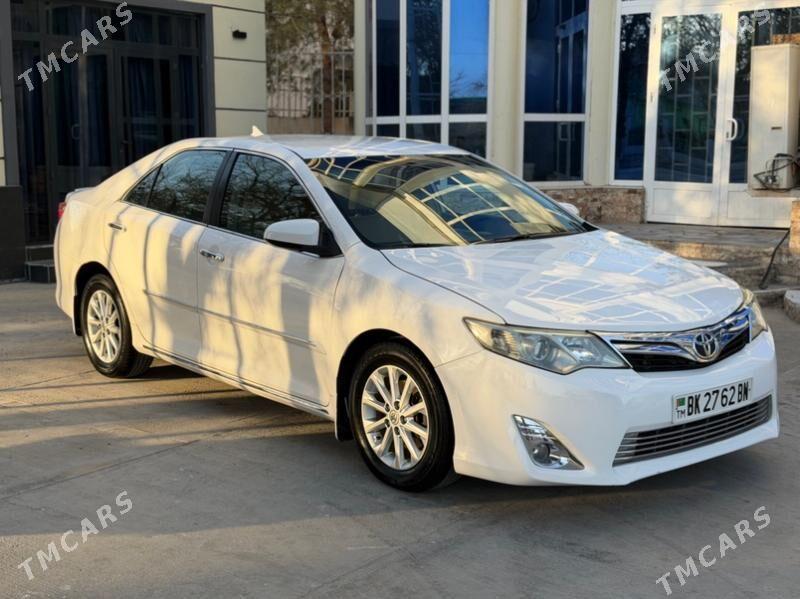 Toyota Camry 2012 - 235 000 TMT - Балканабат - img 1