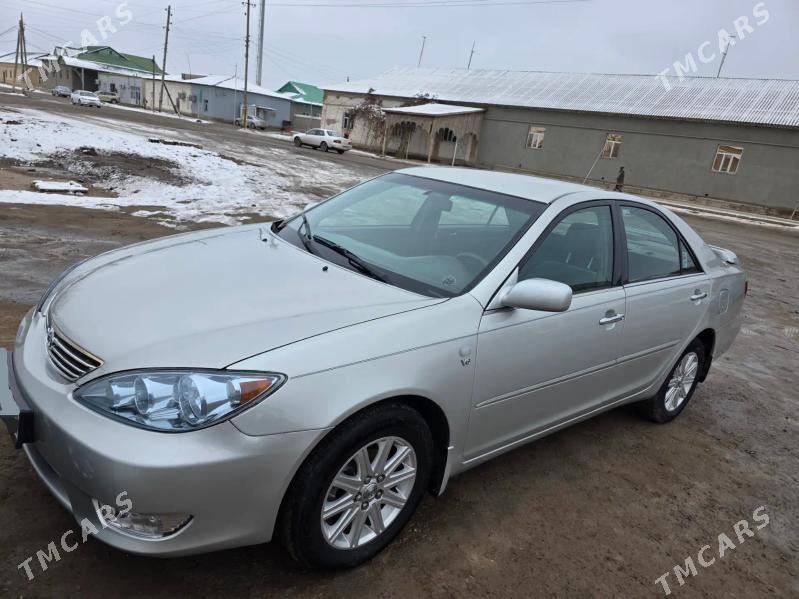 Toyota Camry 2005 - 210 000 TMT - Кёнеургенч - img 1