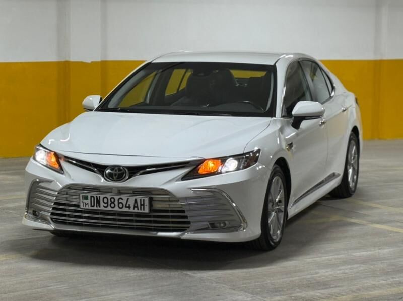 Toyota Camry 2022 - 309 000 TMT - Aşgabat - img 1
