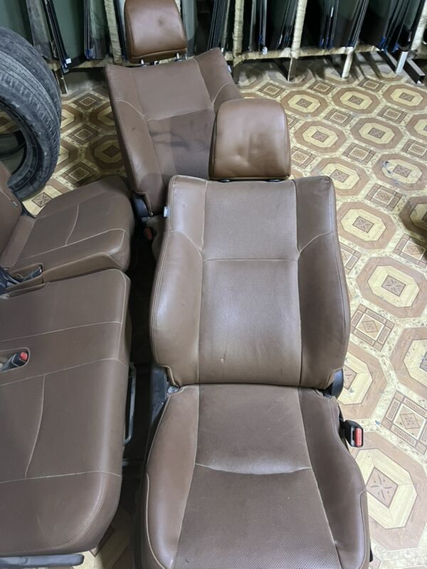 PRADO SALON 15 20 000 TMT - Туркменабат - img 1