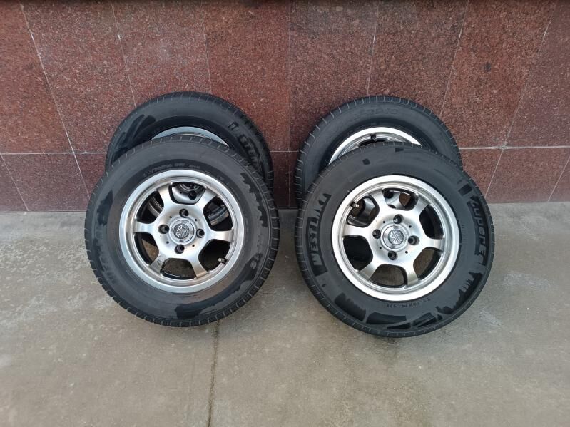 versa 195/70/14 1 700 TMT - Sowetskiý köç. (Garaşsyzlyk şaýoly) - img 1