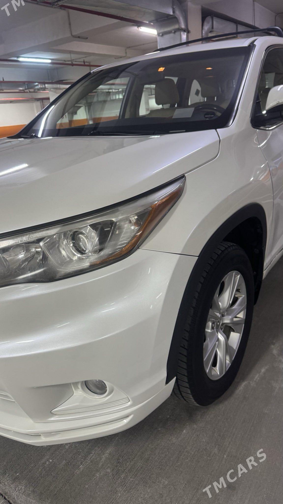 Toyota Highlander 2015 - 390 000 TMT - Aşgabat - img 1