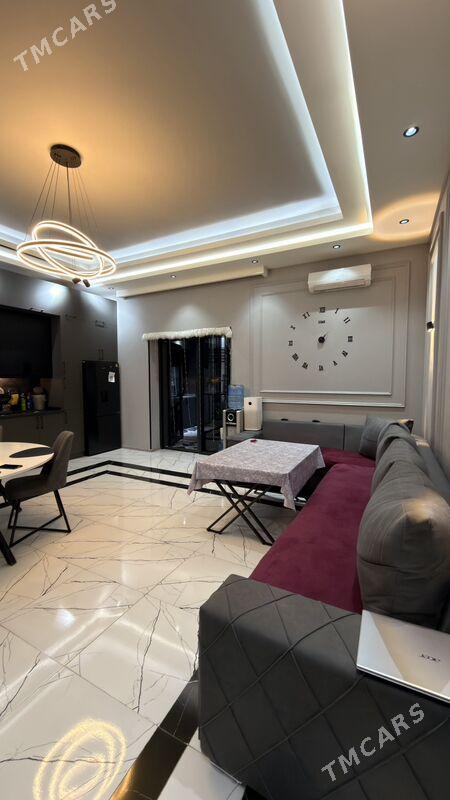 ПЕРВЫЙ СВЕТОФОР НА ЛЕВО - Çoganly - img 1