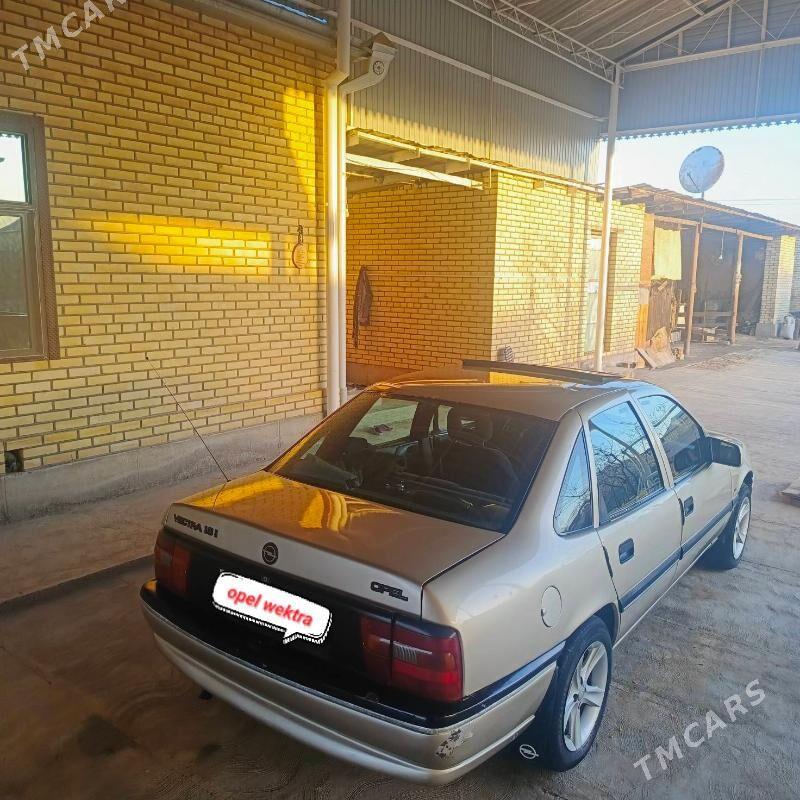 Opel Vectra 1992 - 45 000 TMT - Сакарчага - img 1