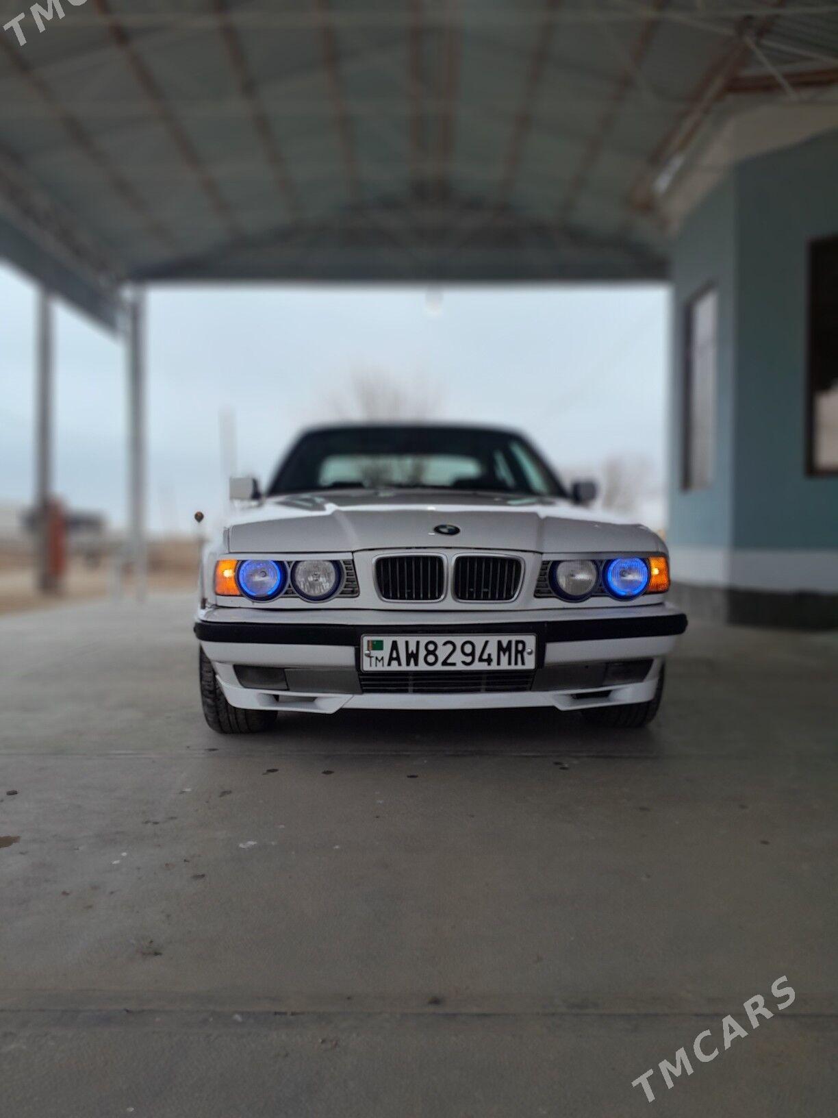 BMW 525 1991 - 80 000 TMT - Каракумский этрап - img 1