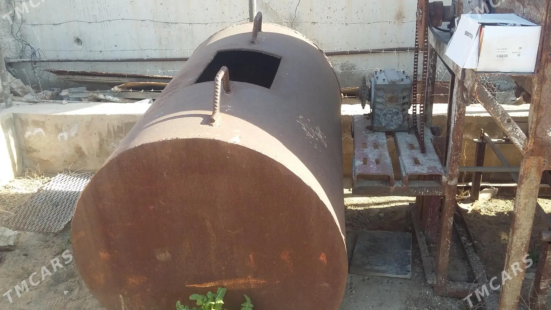 bochka 1t 300L - Balkanabat - img 1