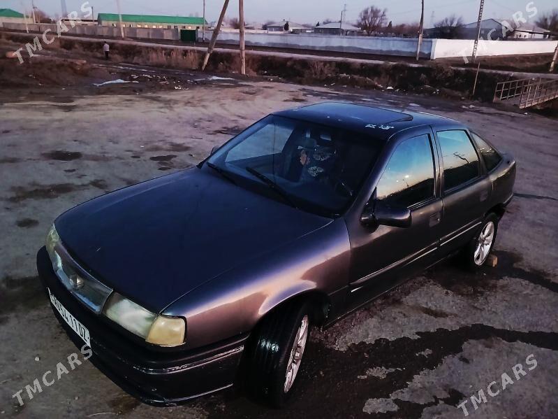 Opel Vectra 1993 - 25 000 TMT - Boldumsaz - img 1