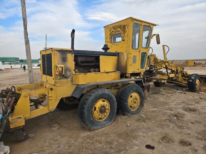 LiuGong 835N 1989 - 255 000 TMT - Гёкдепе - img 1