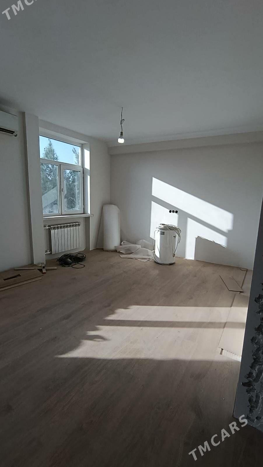  10 МКР 2 ЭТ 4 КОМ 72 КВ.М - Aşgabat - img 1