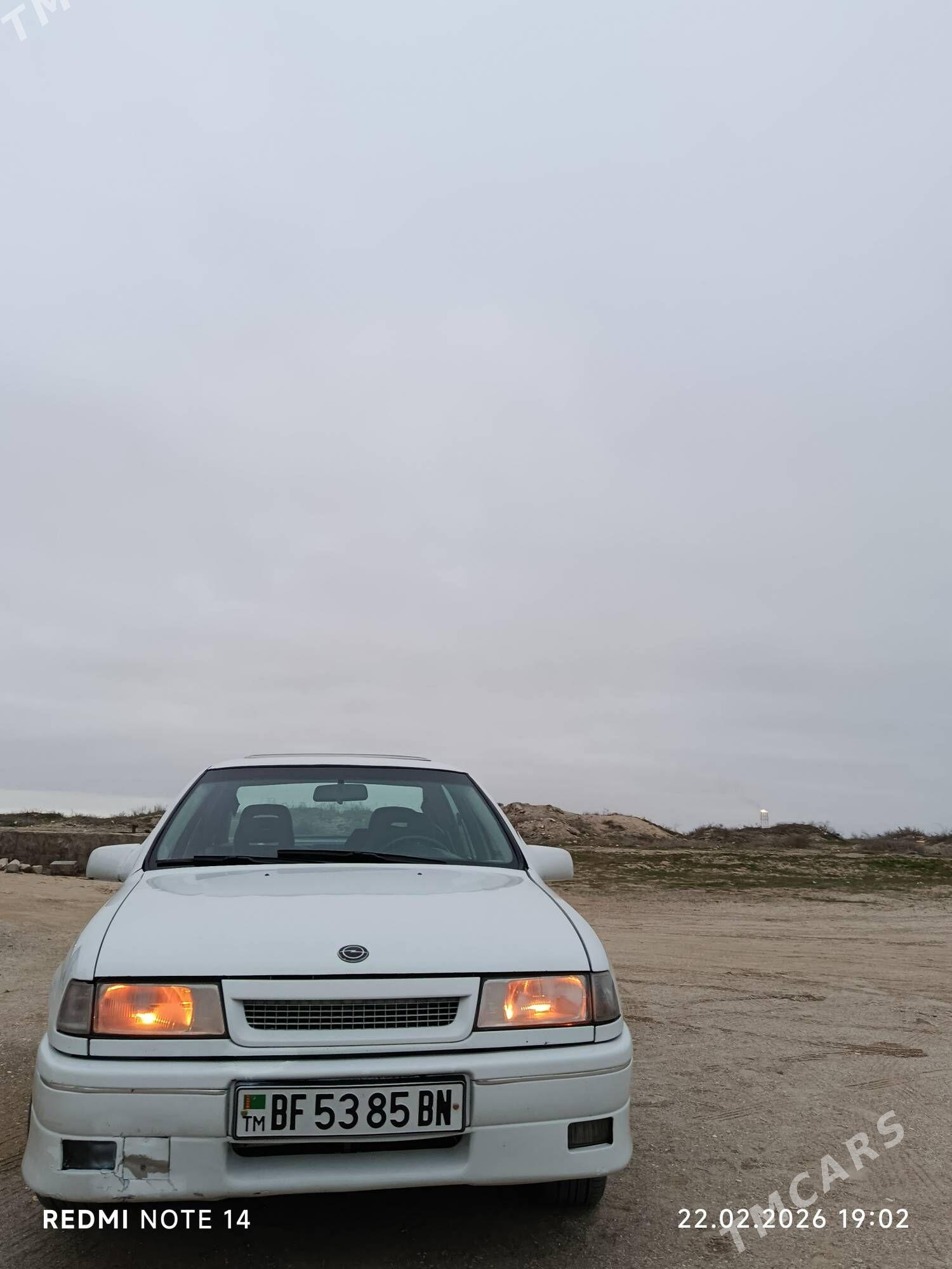 Opel Vectra 1990 - 53 000 TMT - Türkmenbaşy - img 1