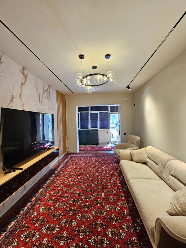 Satlyk Mir1 1etaž 3kom+padwal - Parahat 1 - img 1