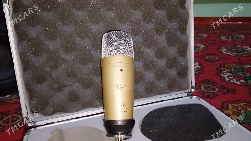 mikrafon, ipad, kolonka - Kerki - img 1