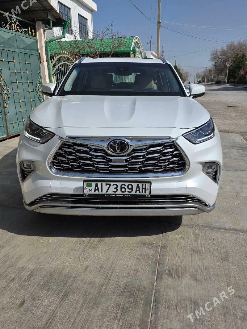 Toyota Highlander 2022 - 690 000 TMT - Aşgabat - img 1