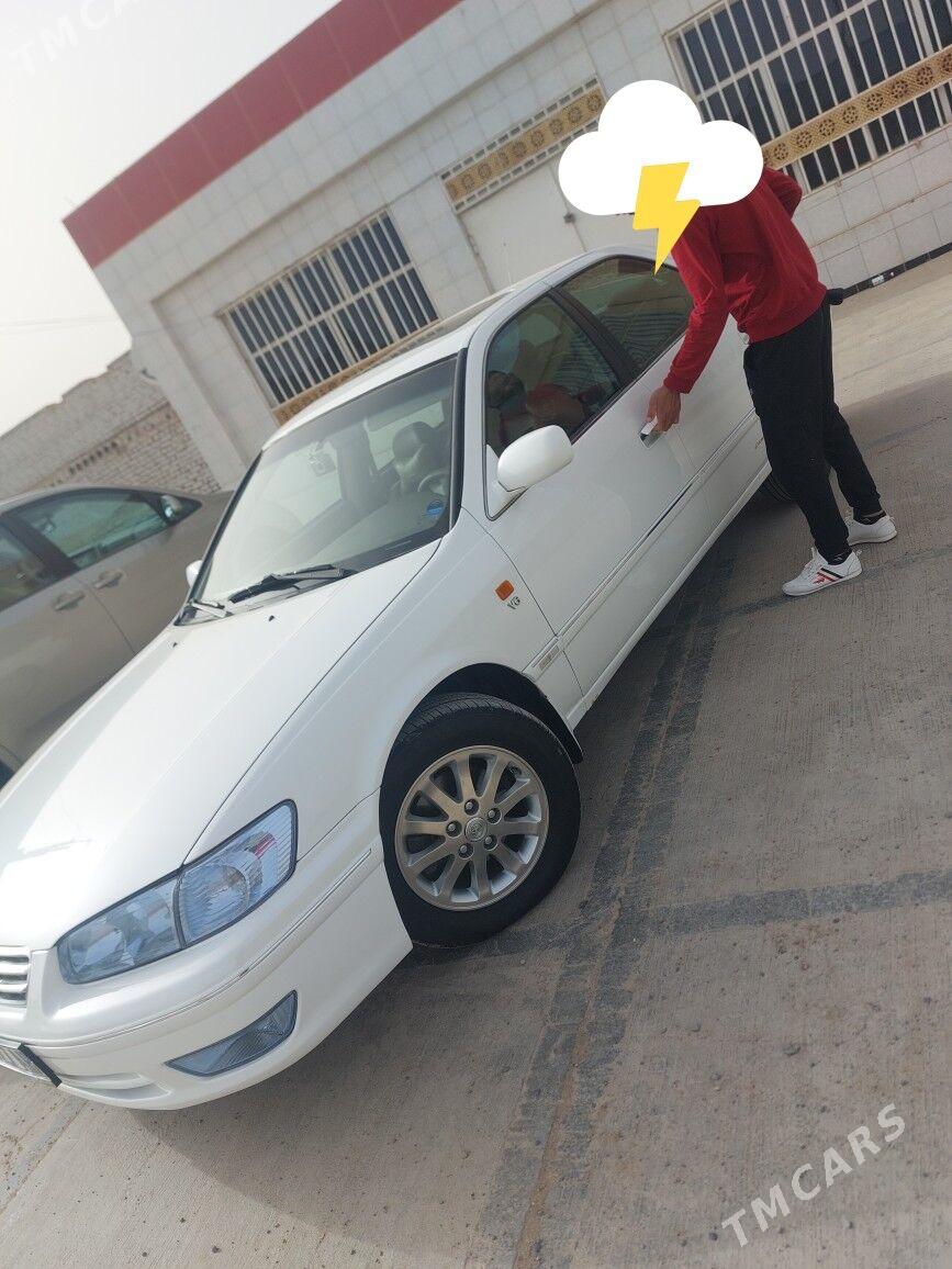 Toyota Camry 2000 - 205 000 TMT - Sarahs - img 1