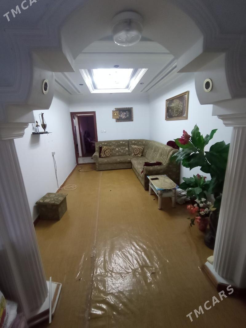 satlyk jay - Mary - img 1