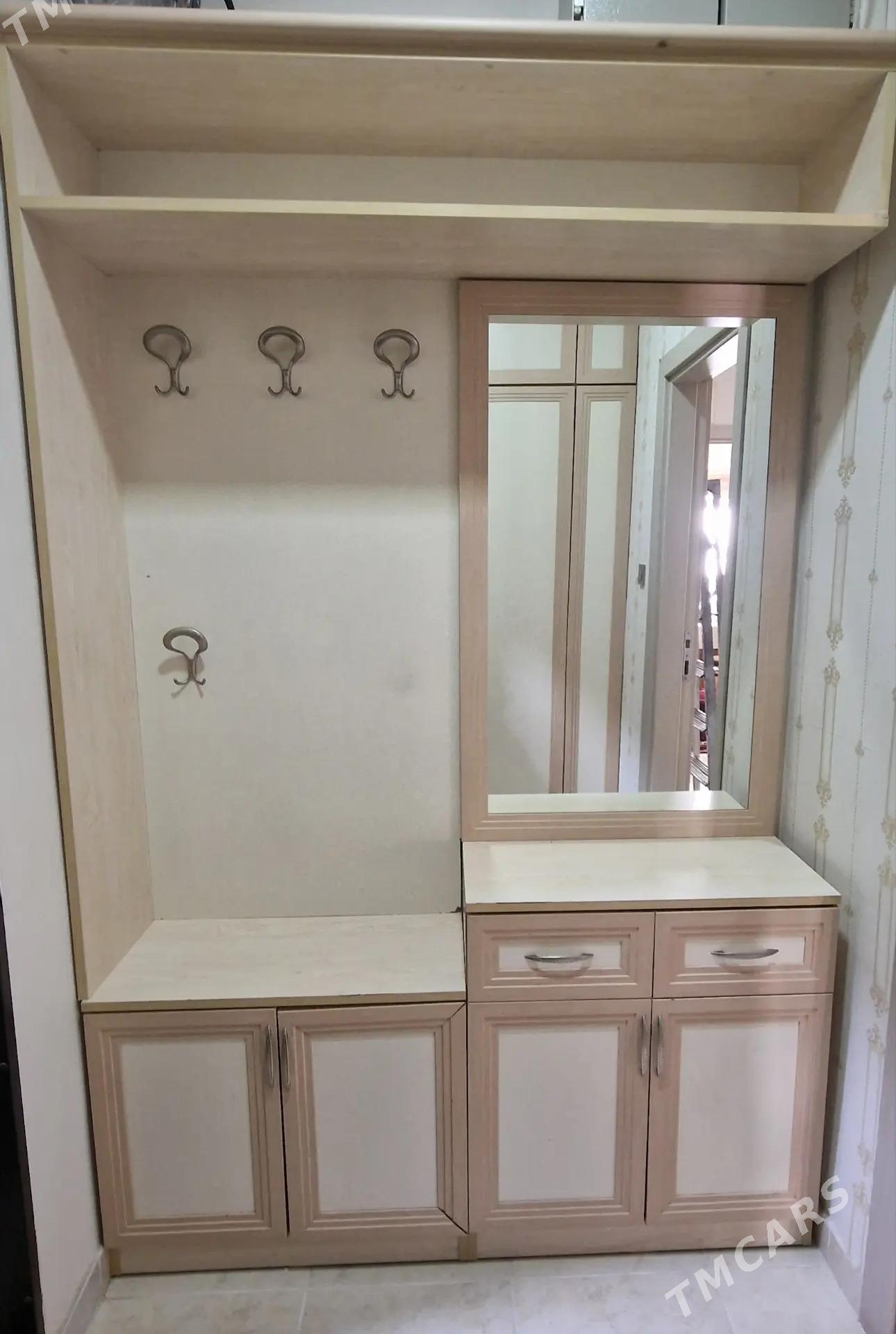 Prihožka - Parahat 4 - img 1