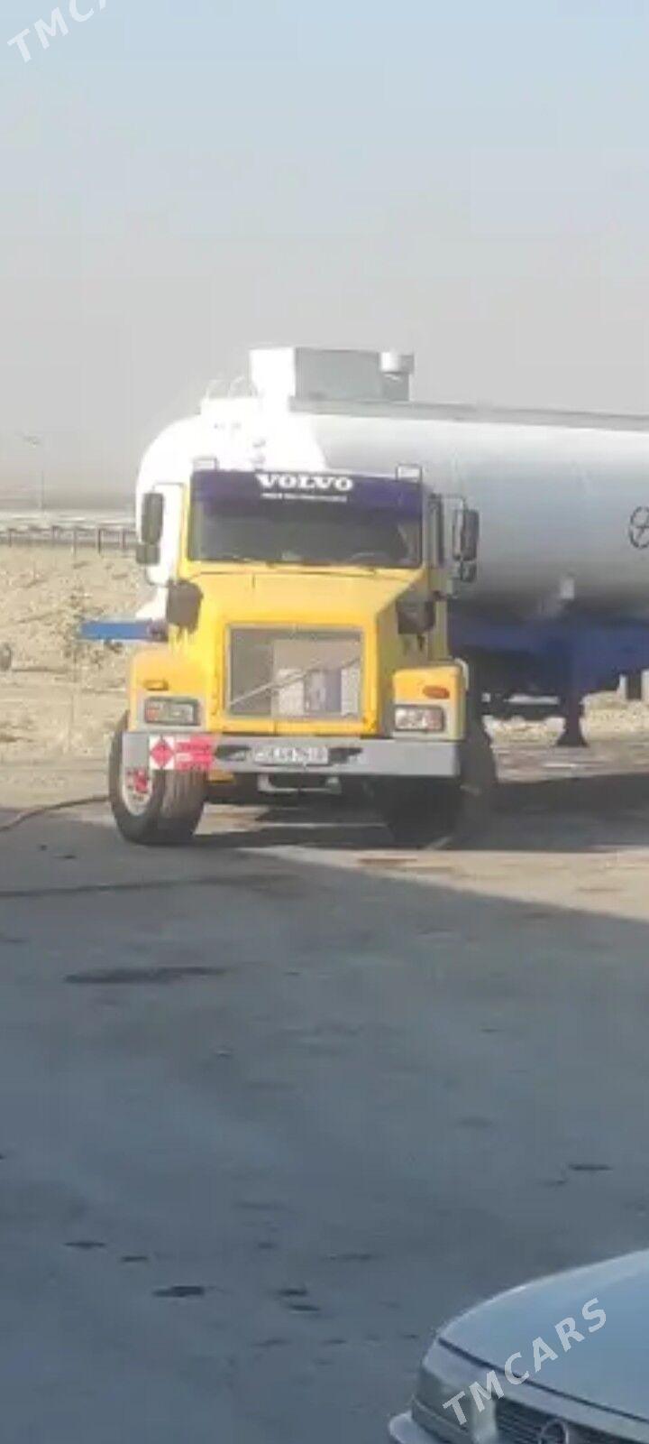 Volvo FH12 1985 - 150 000 TMT - Kerki - img 1