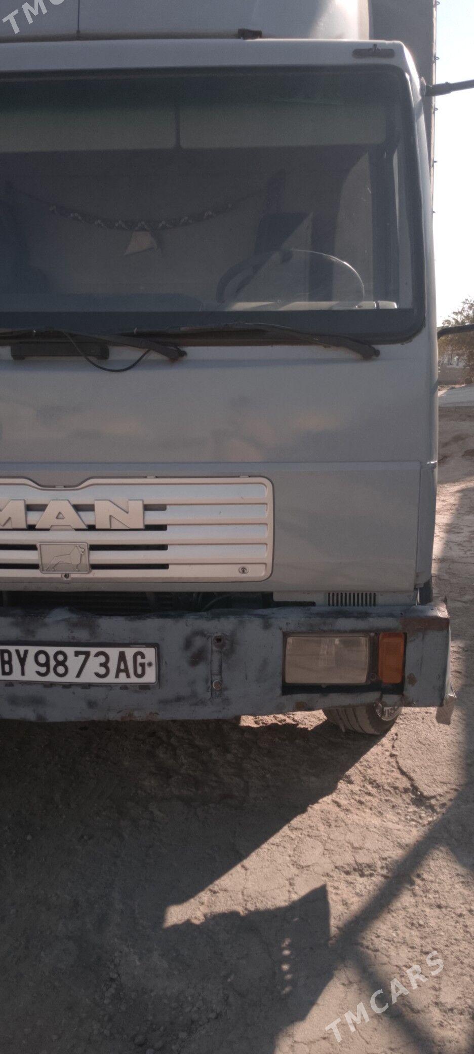 Man LE 140 2003 - 220 000 TMT - Гарадамак Шор - img 1