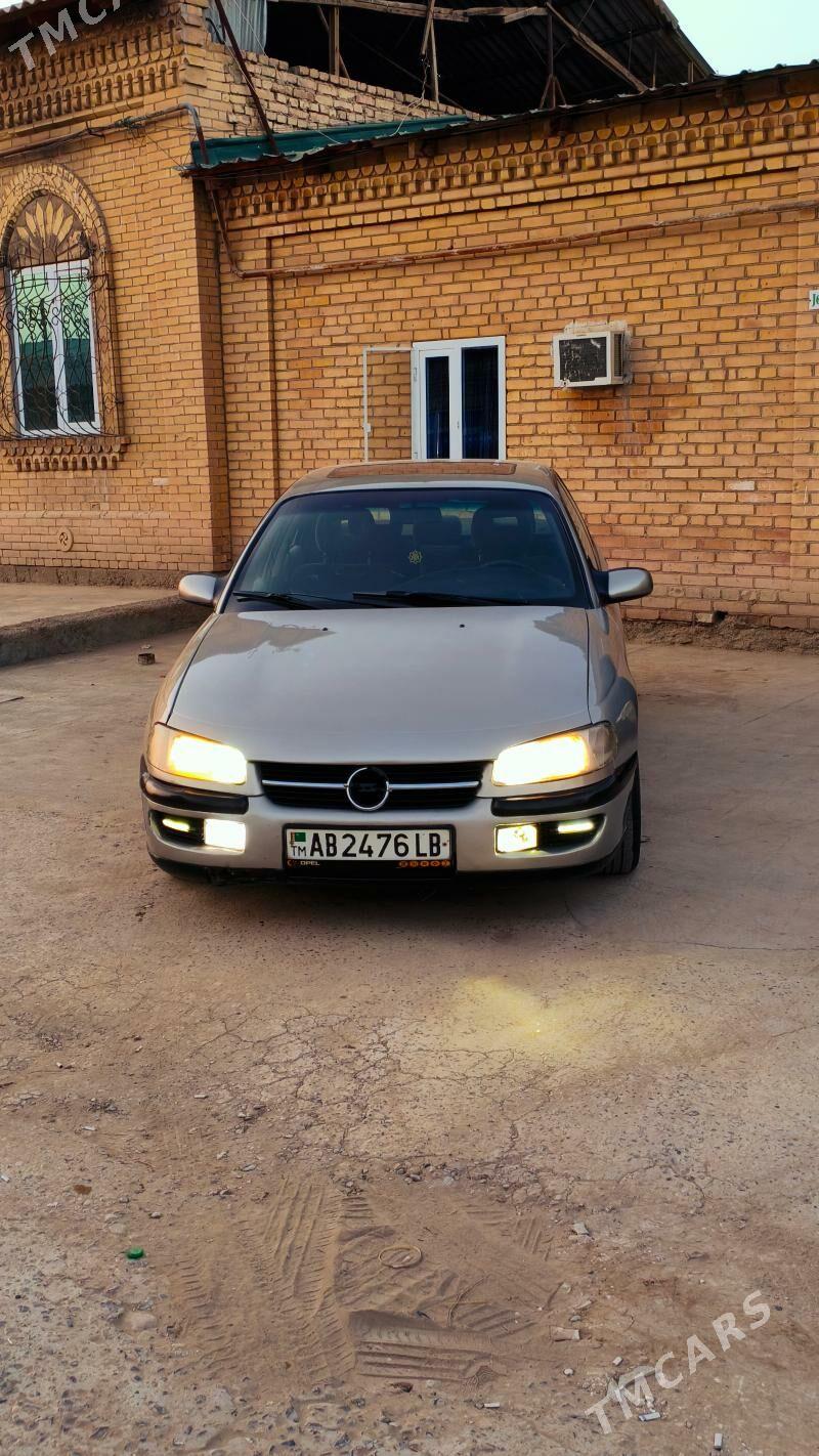 Opel Omega 1995 - 50 000 TMT - Туркменабат - img 1