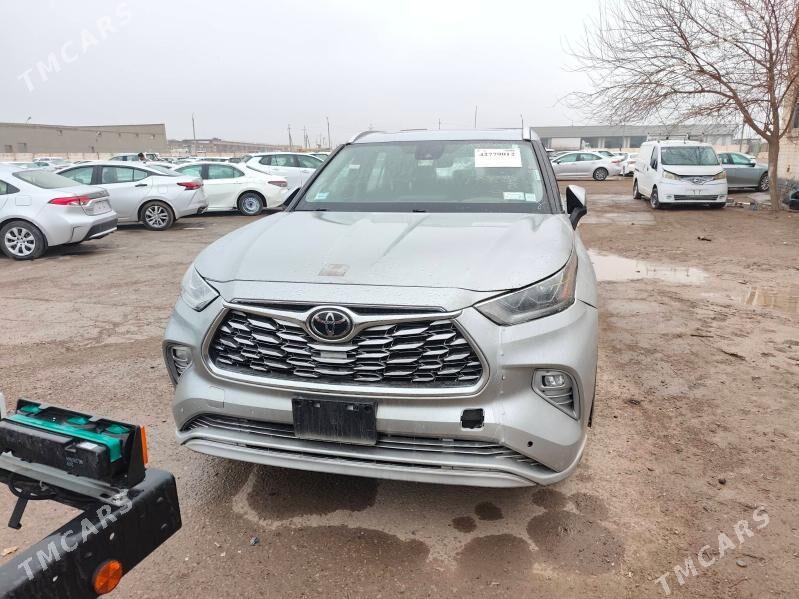 Toyota Highlander 2021 - 600 000 TMT - Мары - img 1