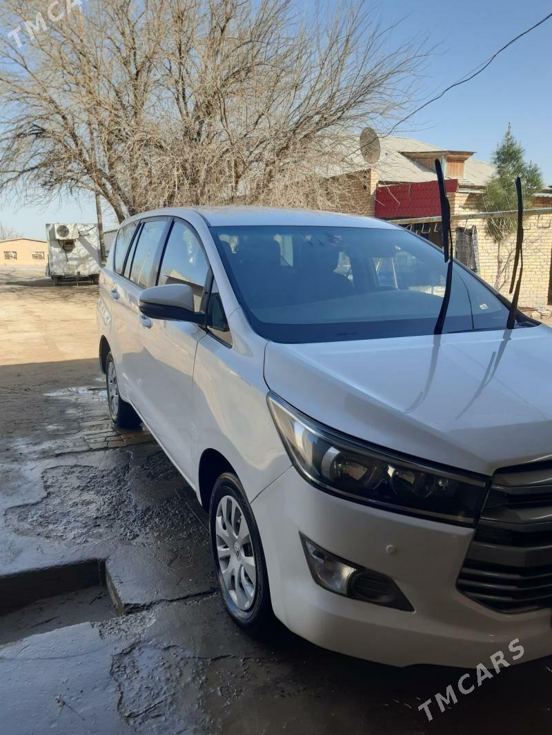 Toyota Innova 2020 - 260 000 TMT - Hojambaz - img 1