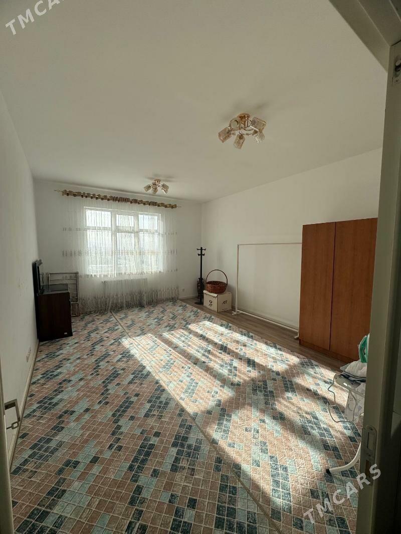 arenda eyesinden mir8 - Мир 8 - img 1