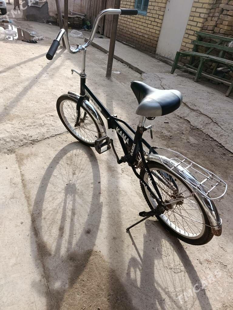 kama welik - Дянев - img 1