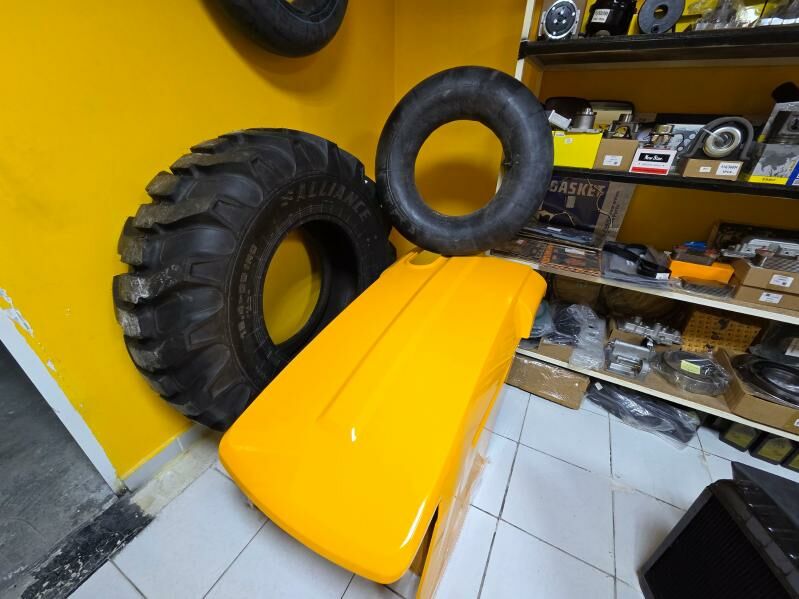 JCB KAPOT KIRISA 10 000 TMT - G.Kuliýew köç. (Obýezdnoý) - img 1