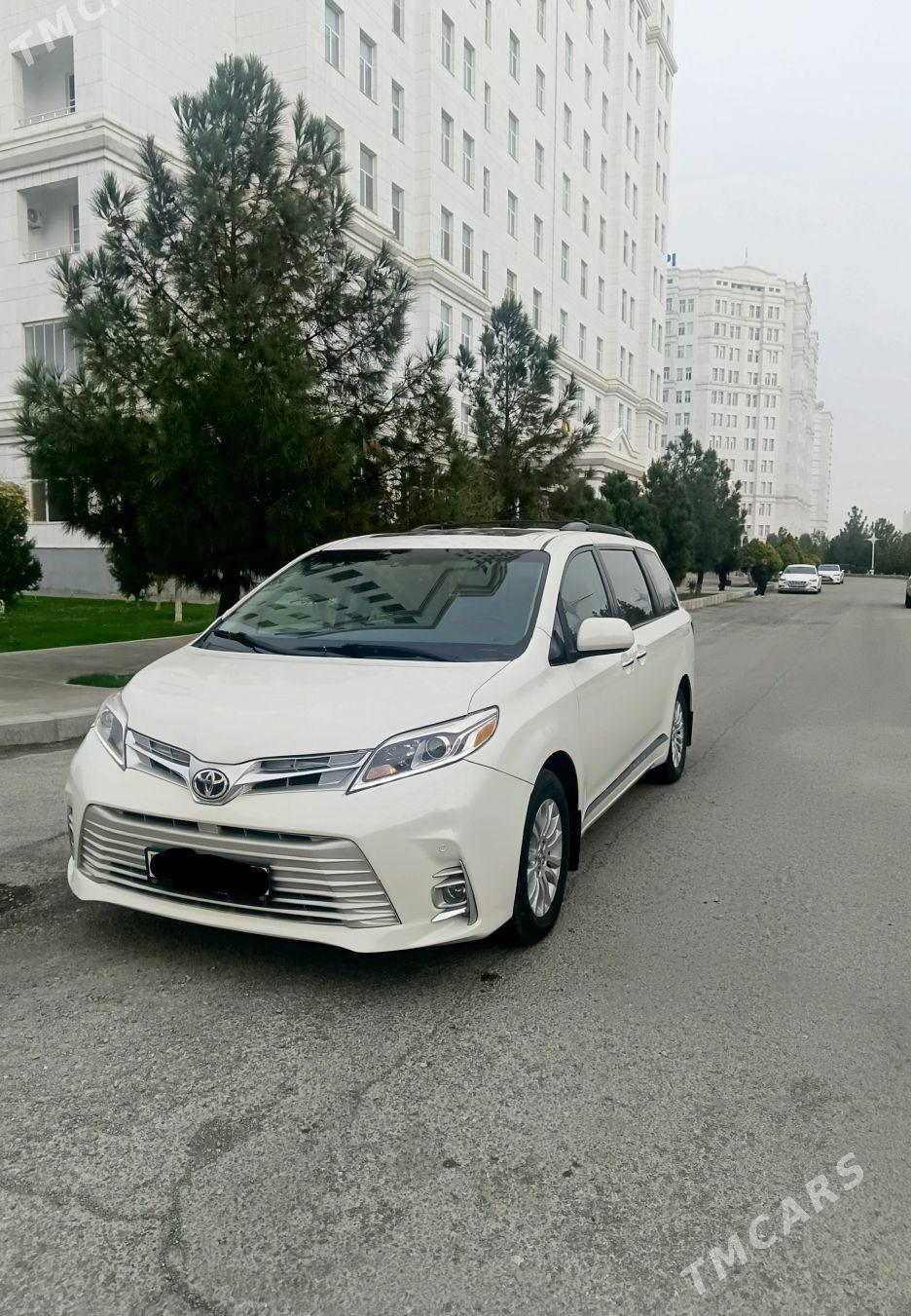 Toyota Sienna 2016 - 430 000 TMT - Aşgabat - img 1