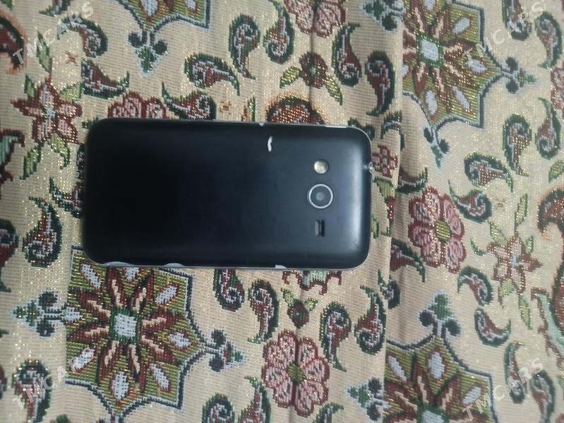 Samsung Galaxy ACE 4 lite - Bäherden - img 1