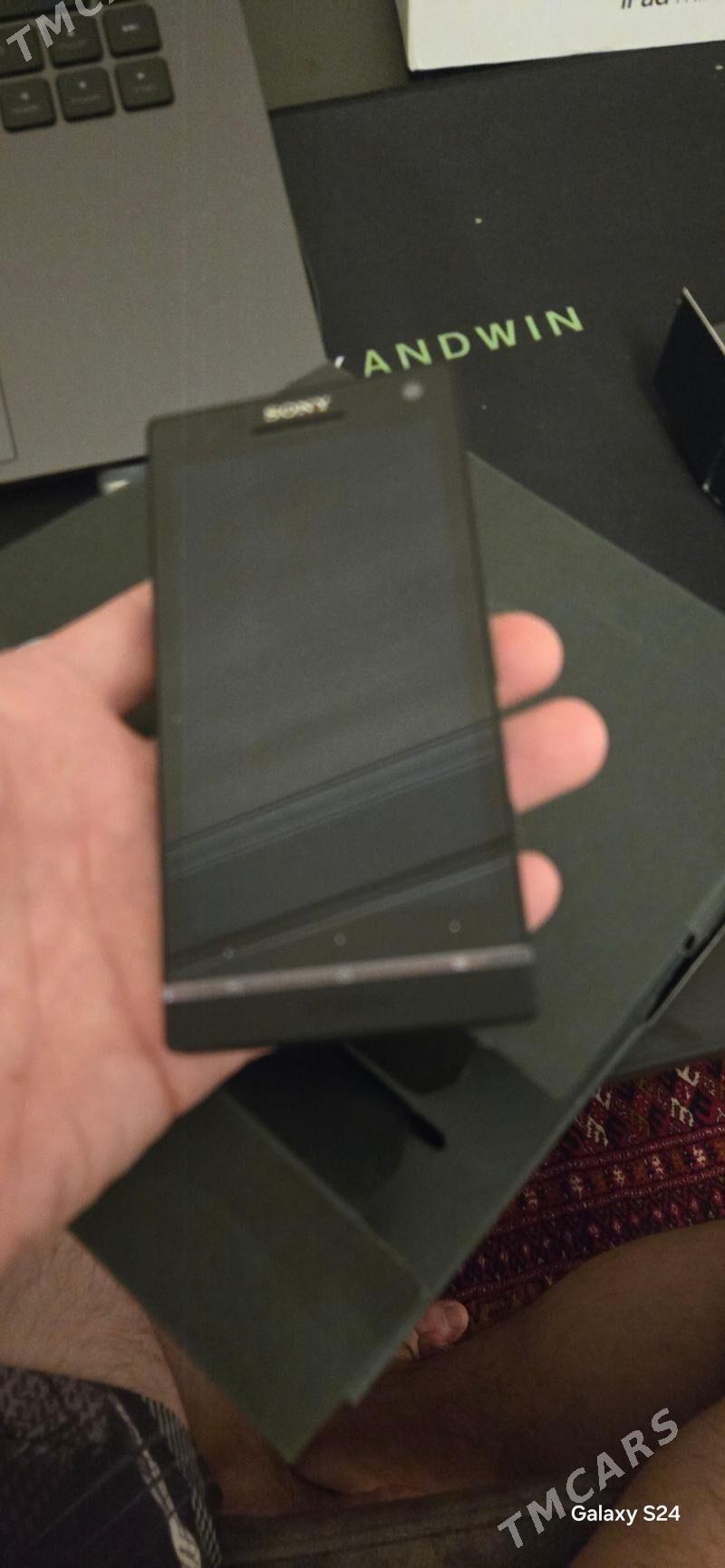 Sony Xperia SL - Aşgabat - img 1