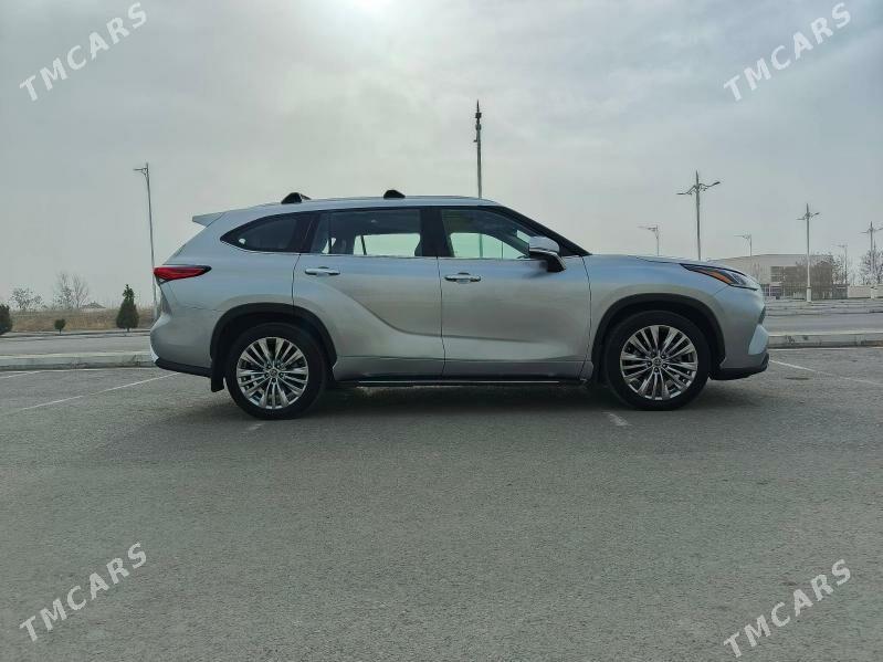 Toyota Highlander 2021 - 590 000 TMT - Туркменабат - img 1