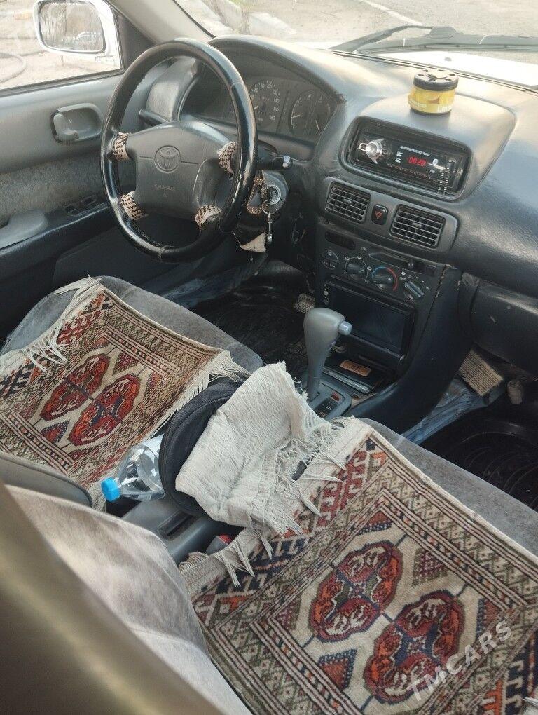 Toyota Corolla 1998 - 60 000 TMT - Туркменабат - img 1