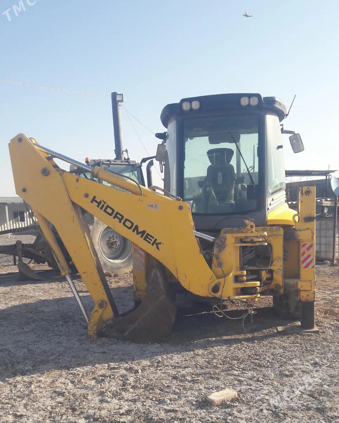 JCB 4CX ECO 2009 - 270 000 TMT - Ашхабад - img 1