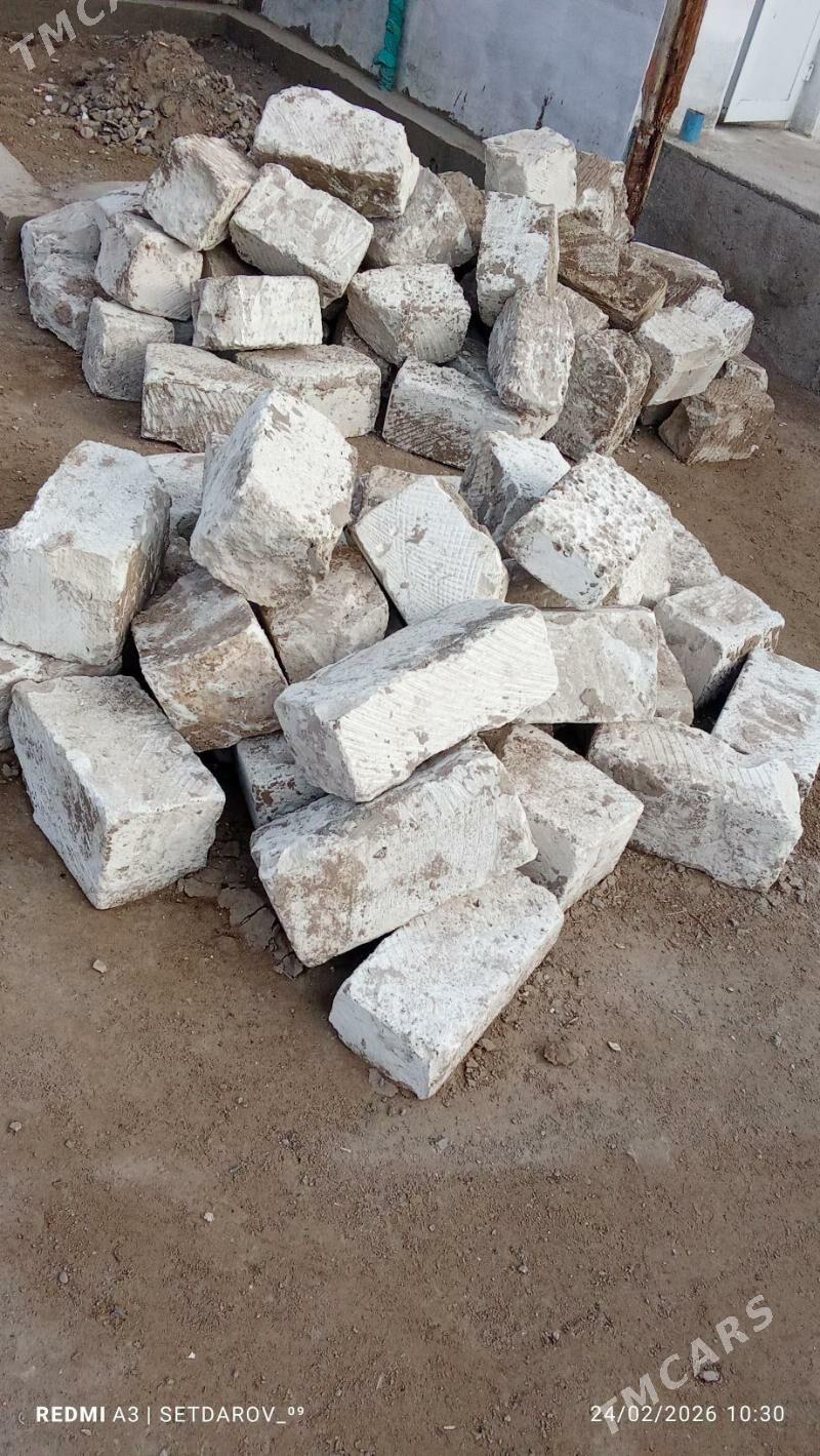 ak. daş - Jebel - img 1