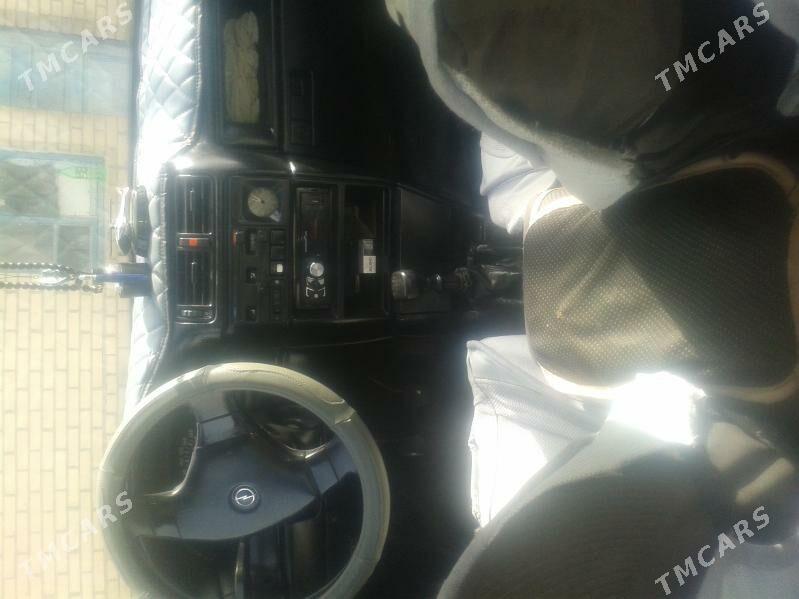 Opel Vectra 1990 - 30 000 TMT - Türkmenabat - img 1