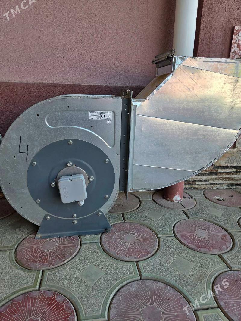 Вытяжка улитка - Мары - img 1